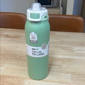 Ello Sage Green Water Bottle with Flip Lid
